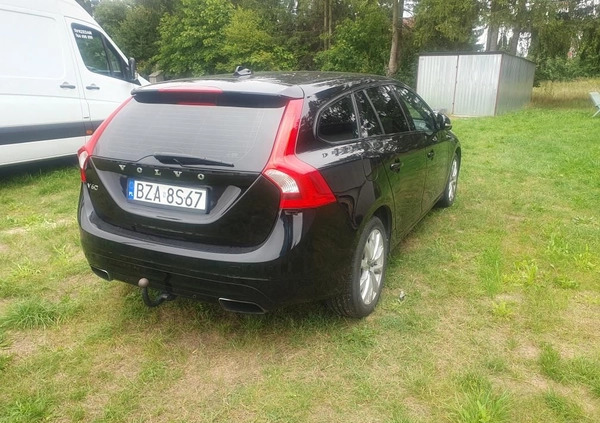 Volvo V60 cena 75000 przebieg: 112000, rok produkcji 2018 z Łomża małe 137